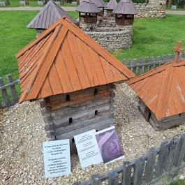 Várpark és Skanzen Dinnyés - Egyéb