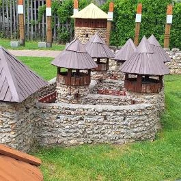 Várpark és Skanzen Dinnyés - Egyéb