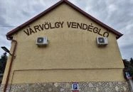 Várvölgy Vendéglő Csesznek