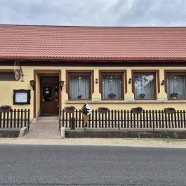 Várvölgy Vendéglő Csesznek - Külső kép