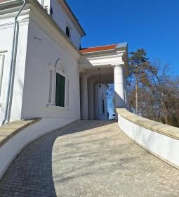 Vásárhelyi–Bréda-kastély