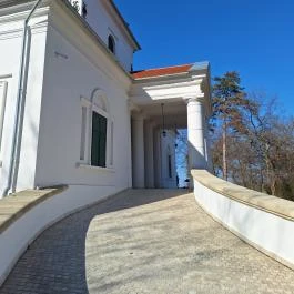 Vásárhelyi–Bréda-kastély, Lőkösháza - Külső kép