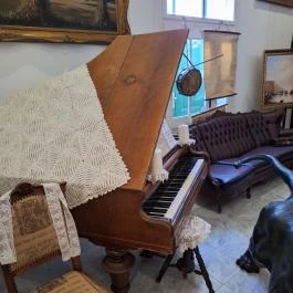 Vásárhelyi–Bréda-kastély, Lőkösháza - Belső