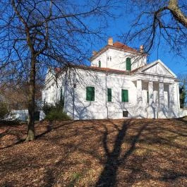 Vásárhelyi–Bréda-kastély, Lőkösháza - Külső kép