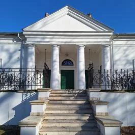 Vásárhelyi–Bréda-kastély, Lőkösháza - Külső kép