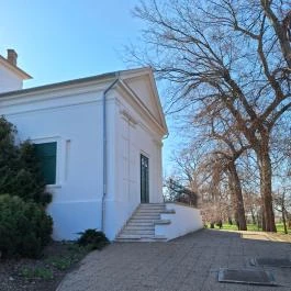 Vásárhelyi–Bréda-kastély, Lőkösháza - Külső kép