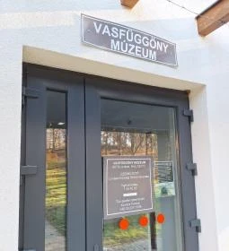 Vasfüggöny Múzeum