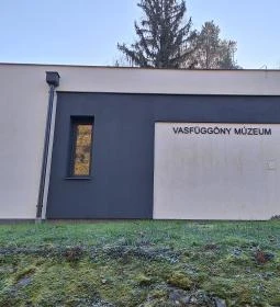 Vasfüggöny Múzeum