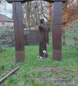 Vasúti baleset áldozatainak emlékműve