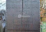 Vasúti baleset áldozatainak emlékműve Kecskemét