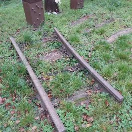 Vasúti baleset áldozatainak emlékműve, Kecskemét - Egyéb