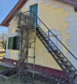 Vasúti emlékhely - volt őrház