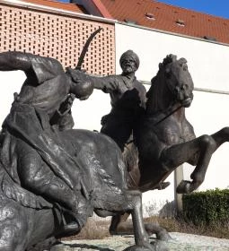 Végvári Vitézek szobor