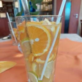 Vendéglő a Három Tölgyfához Tatabánya - Étel/ital