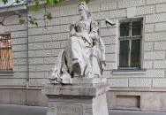 Veres Pálné szobra Budapest