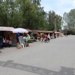 Veresegyházi Medveotthon Veresegyház - Külső kép