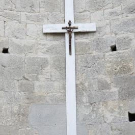 Vértesszentkereszti bencés apátsági templomrom Oroszlány - Egyéb