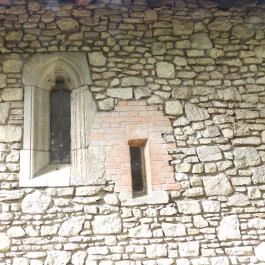 Vértesszentkereszti bencés apátsági templomrom Oroszlány - Egyéb