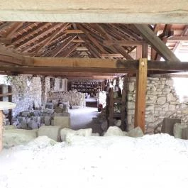 Vértesszentkereszti bencés apátsági templomrom Oroszlány - Belső