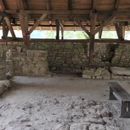 Vértesszentkereszti bencés apátsági templomrom Oroszlány - Belső