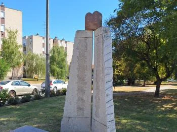A vészkorszak zsidó mártírjaiért állított emlékmű Tolna
