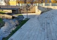 Vicuska és Gergő szobra Eger