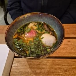 Vietnámi Gulyás, Budapest - Étel/ital