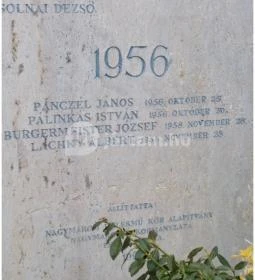 Világháborús & 1956-os emlékmű