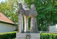 Világháborús emlékmű Kékkút