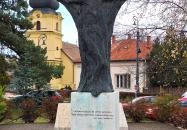 Világháborús emlékmű Nyíradony