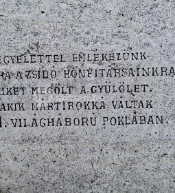 Világháborús emlékmű