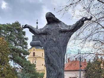 Világháborús emlékmű Nyíradony