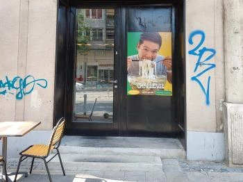 Vin.Vin Bartok Boulevard Budapest