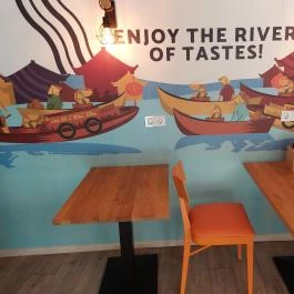 Vin.Vin Bartok Boulevard Budapest - Belső