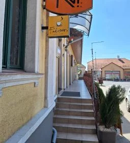 Vino Étterem, Panzió és Pinceklub 