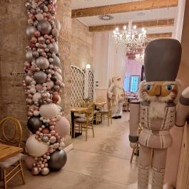 Vintage Garden Budapest - Belső