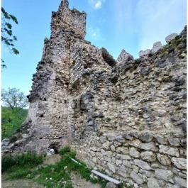 Vitányvár Vértessomló - Külső kép