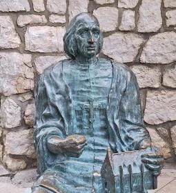 Vitéz János szobra