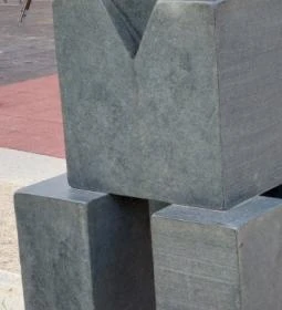 Vizsolyi biblia-emlékmű