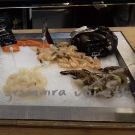 Vörös Homár Halbisztró - Auchan Budaörs - Étel/ital