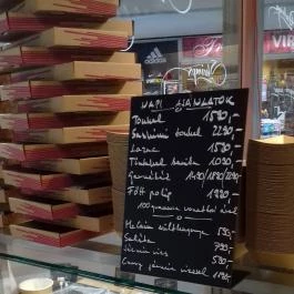 Vörös Homár Halbisztró - Auchan Budaörs - Étel/ital