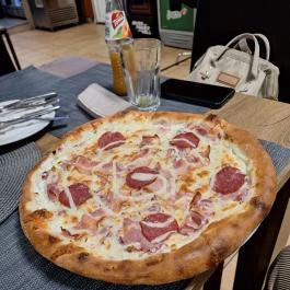 Vöröskő Vendéglő és Pizzéria Söjtör - Étel/ital