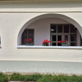Vörösmarty Mihály Emlékmúzeum, Kápolnásnyék - Külső kép