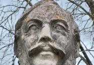 Vörösmarty Mihály mellszobra Pincehely