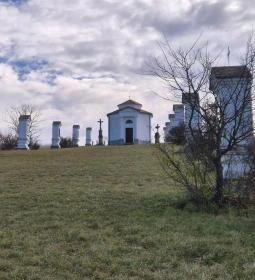 Vöröstói kálvária és kápolna