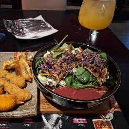 Wasabi Running Sushi & Wok Restaurant - Szépvölgyi út Budapest - Étel/ital