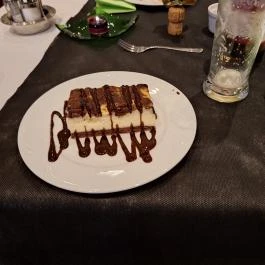 Waterfront Lodge, Dunapataj - Vendéglátás