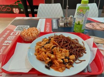 Wok 'n Go - Auchan Solymár