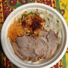 YY Liangpi - Asian Street Food Budapest - Étel/ital