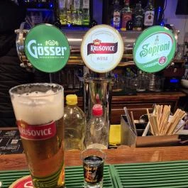 Zacc Café & Bar, Budapest - Étel/ital